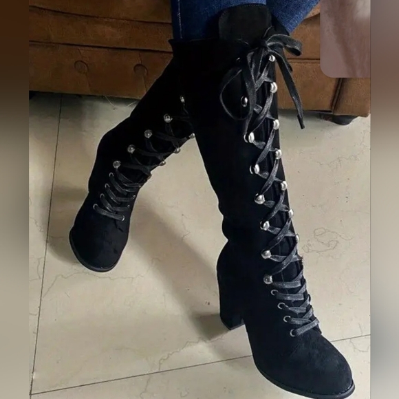 Black Lace-Up Corset Suede Knee-High Boots - Picture 3 of 7